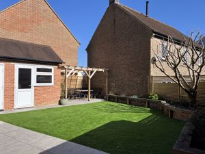 Photo 16- click for photo gallery